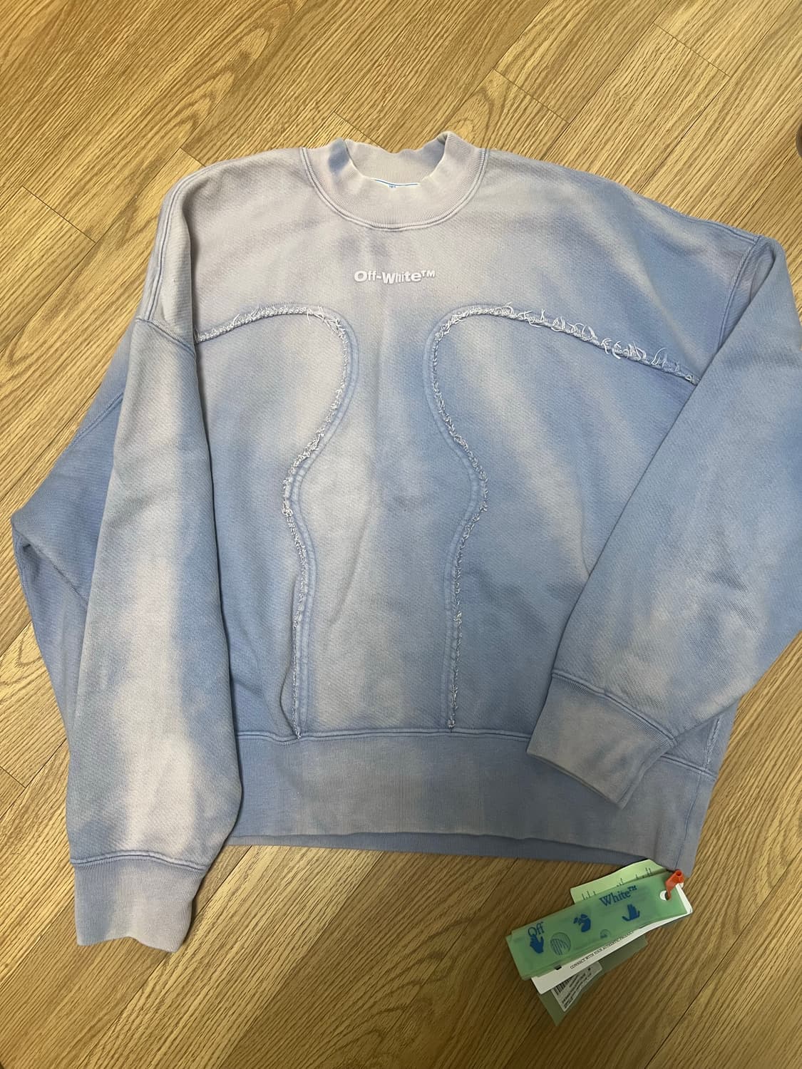 오프화이트 워싱 맨투맨 스웻셔츠 상품이미지2