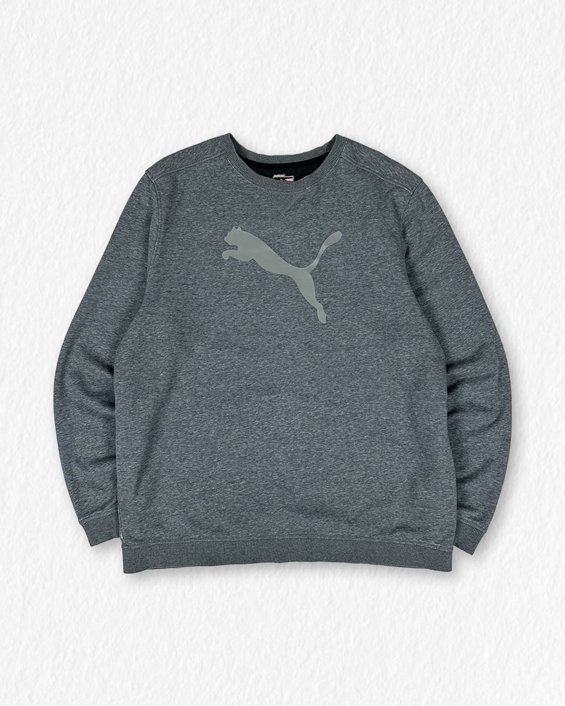 푸마 로고 맨투맨 상품이미지1