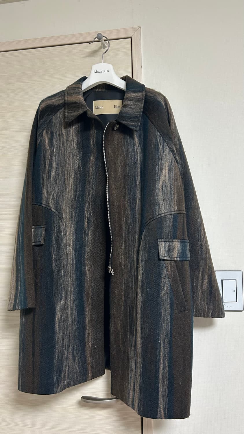 마뗑킴 GRADATION MAC COAT IN BROWN 상품이미지2
