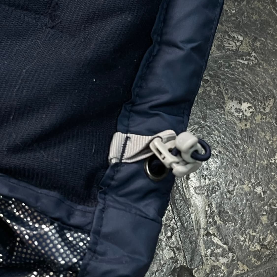 100 콜럼비아 경량패딩  상품이미지5