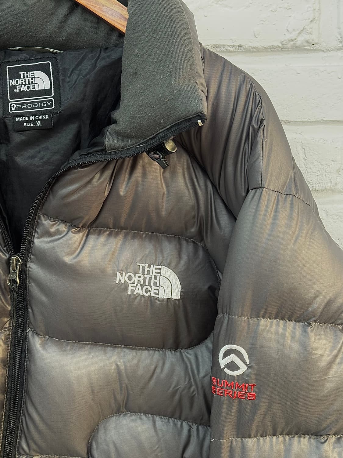 노스페이스 그레이 900 서밋시리즈 구스다운 패딩  상품이미지4