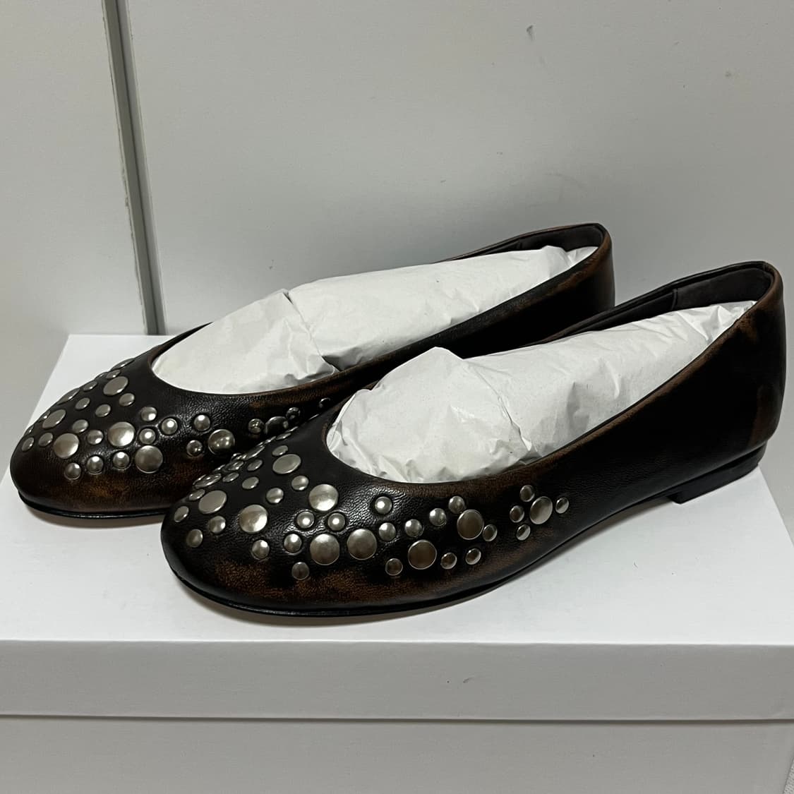 [37]기마구아스 스터드 발레리나 슈즈/브라운 상품이미지1