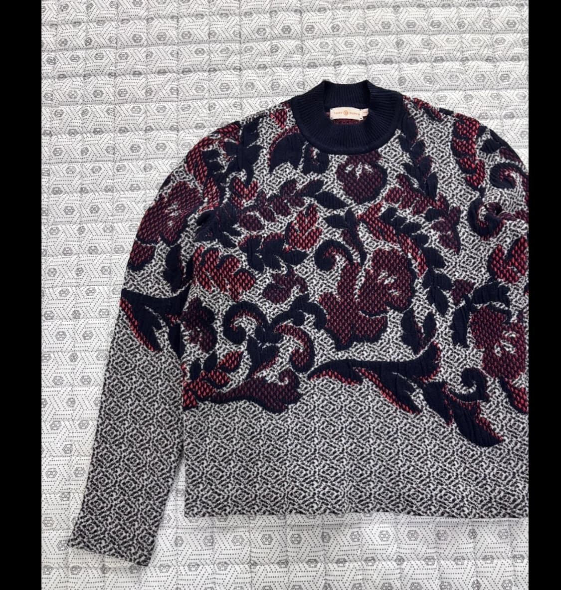 토리버치 플라워 패턴 스웨터 ~55 상품이미지3