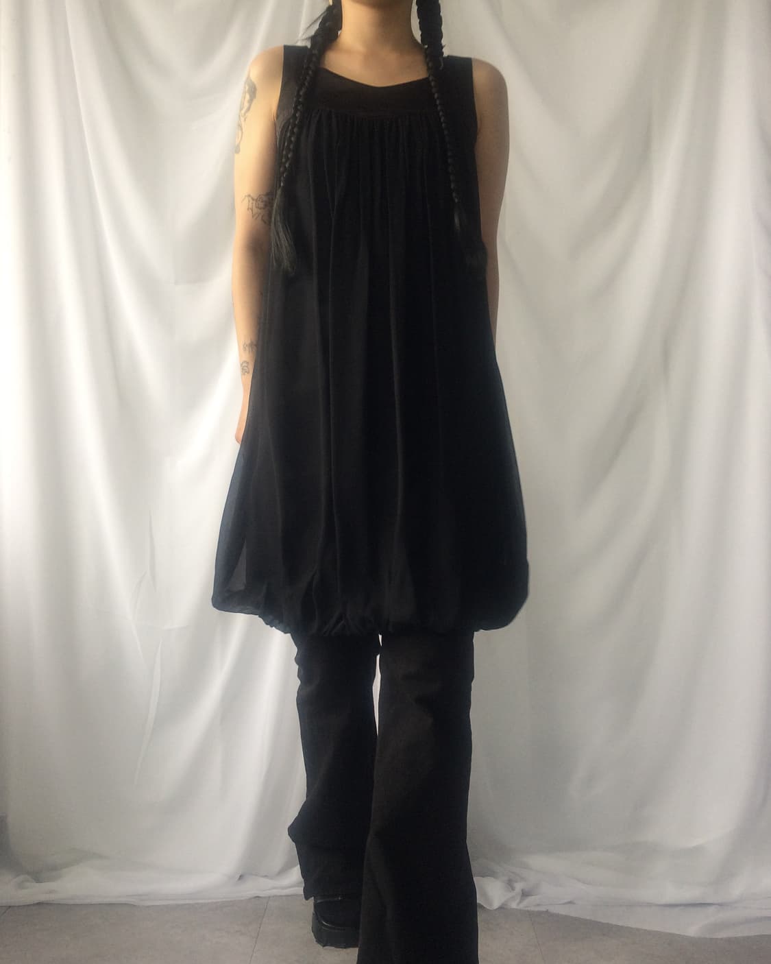 Balloon fit sleeveless one piece 상품이미지1