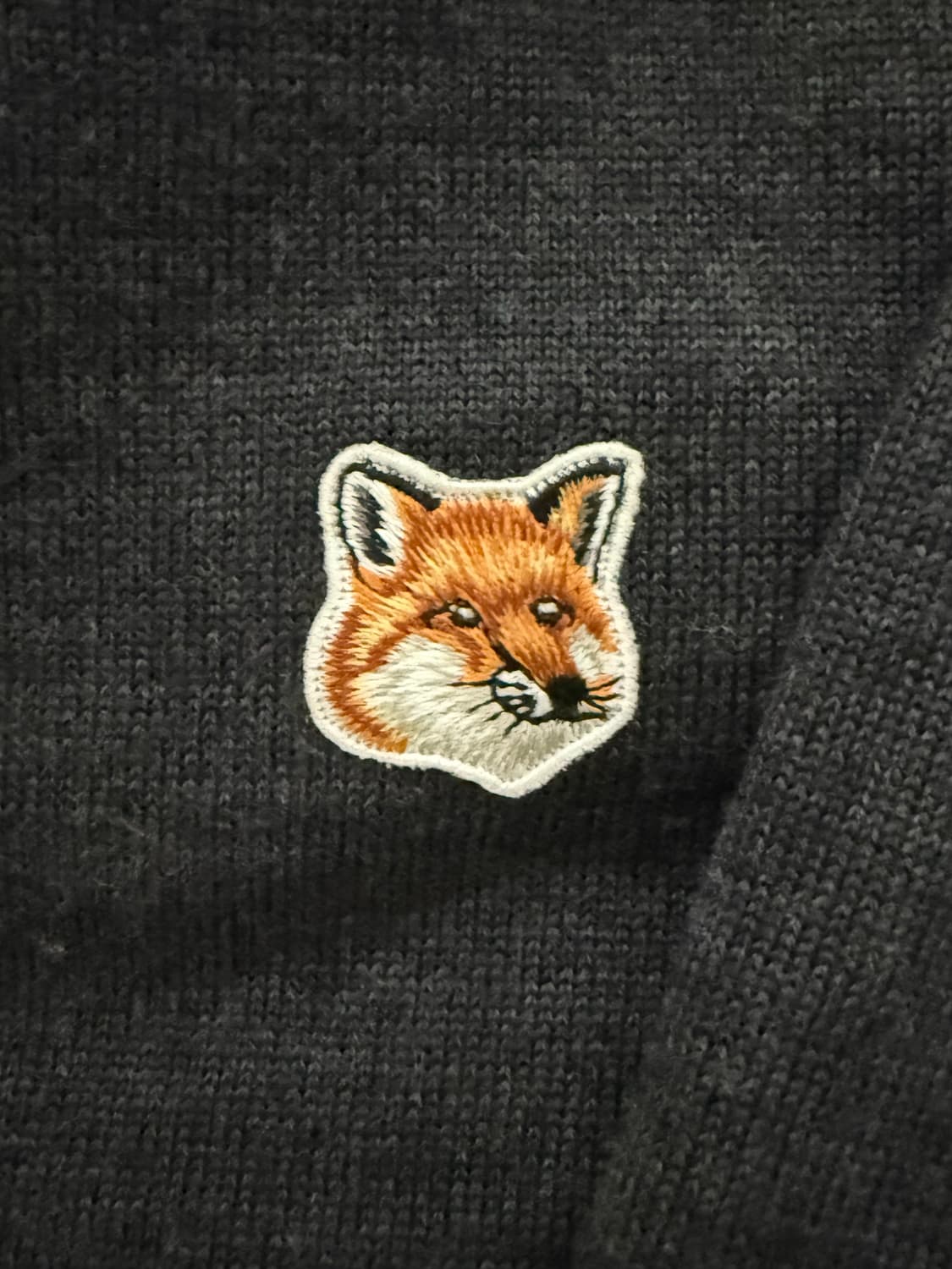 메종키츠네 가디건 상품이미지3