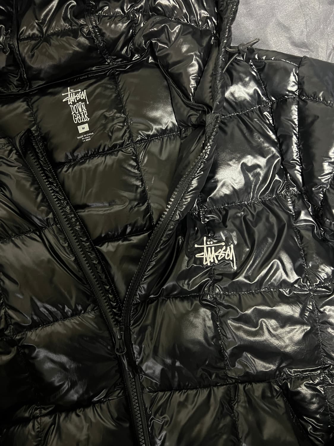 m사이즈 스투시 미드웨이트 푸퍼 퍼퍼 유광블랙 상품이미지3