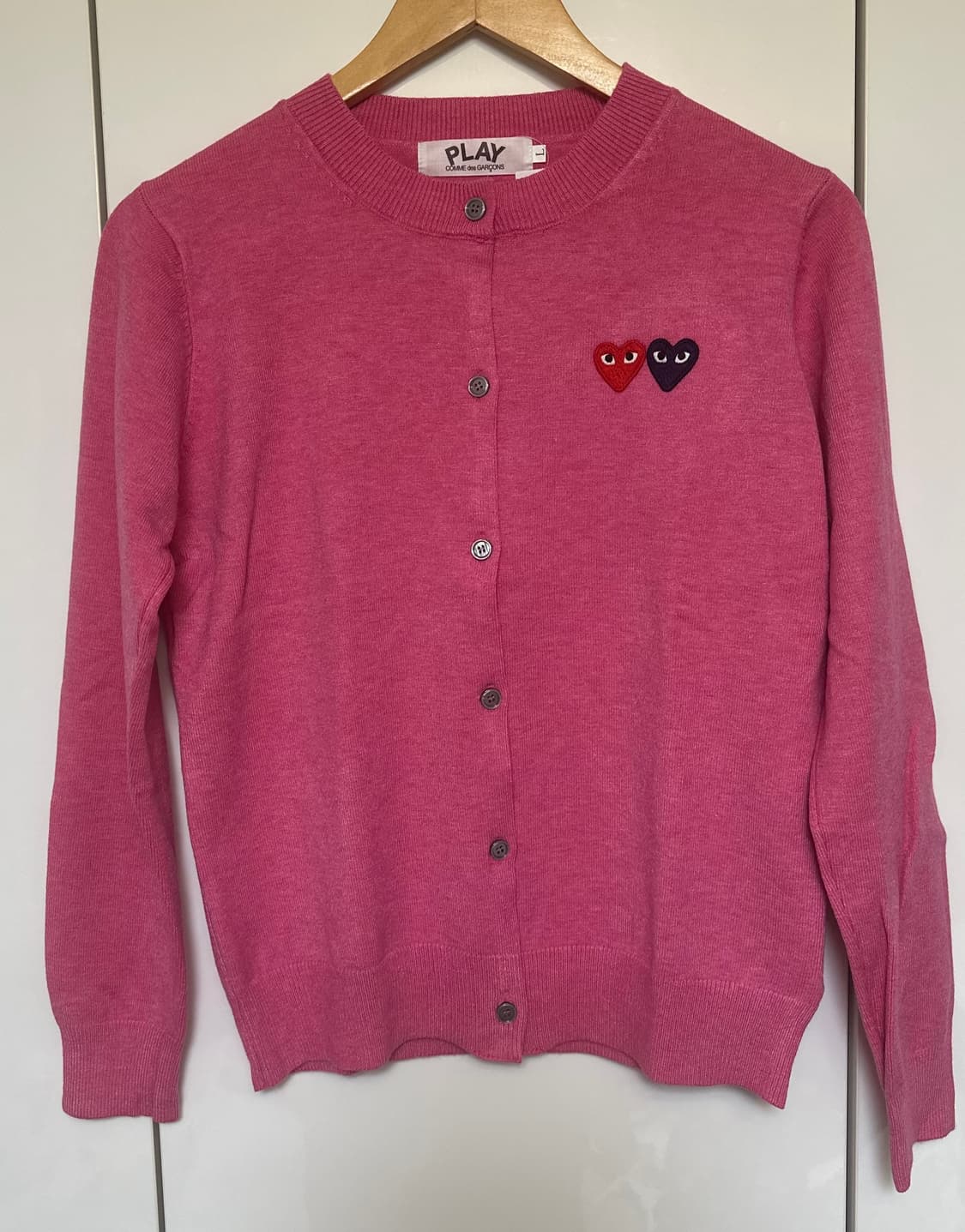 꼼데가르송 플레이일본판한정판 핑크 울가디건 상품이미지2