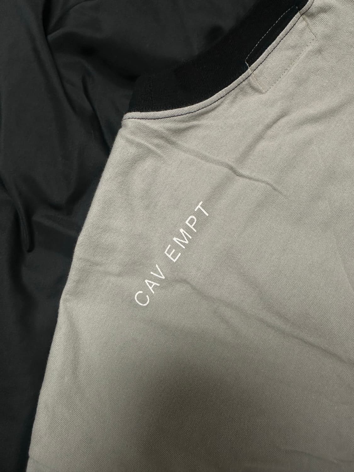 카브엠트 반팔티셔트 카브엠트 wrap forward gray 상품이미지5