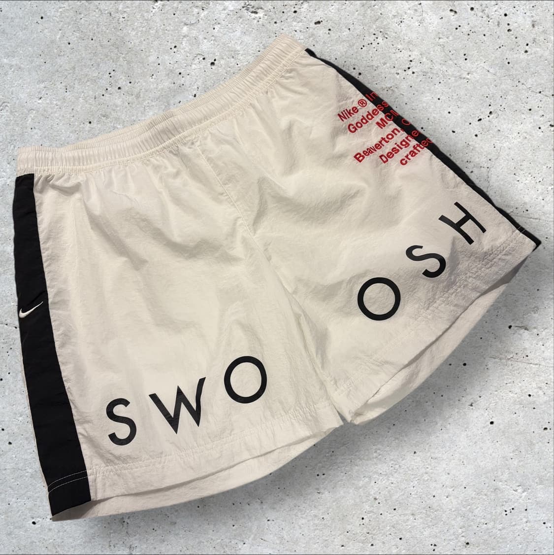 [XL] 나이키 더블 스우시 우븐 반바지 화이트 블랙 C456 상품이미지1