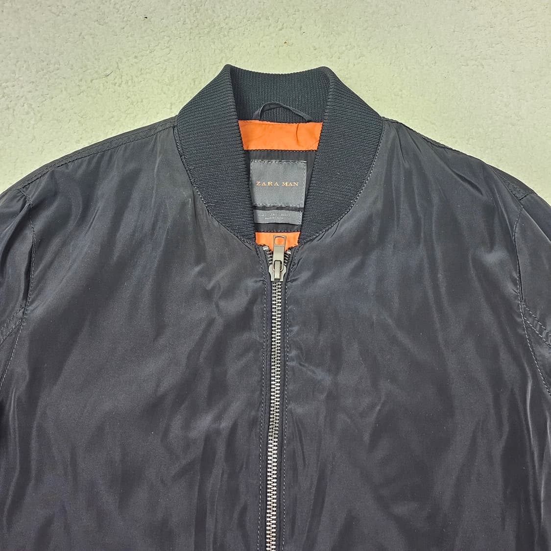 L 자라 ZARA 남자 블랙 MA-1 봄버 자켓 상품이미지2