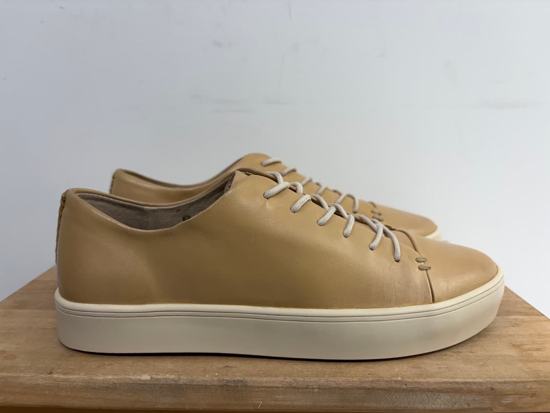 쿠에른 여성 스니커즈 250 상품이미지1