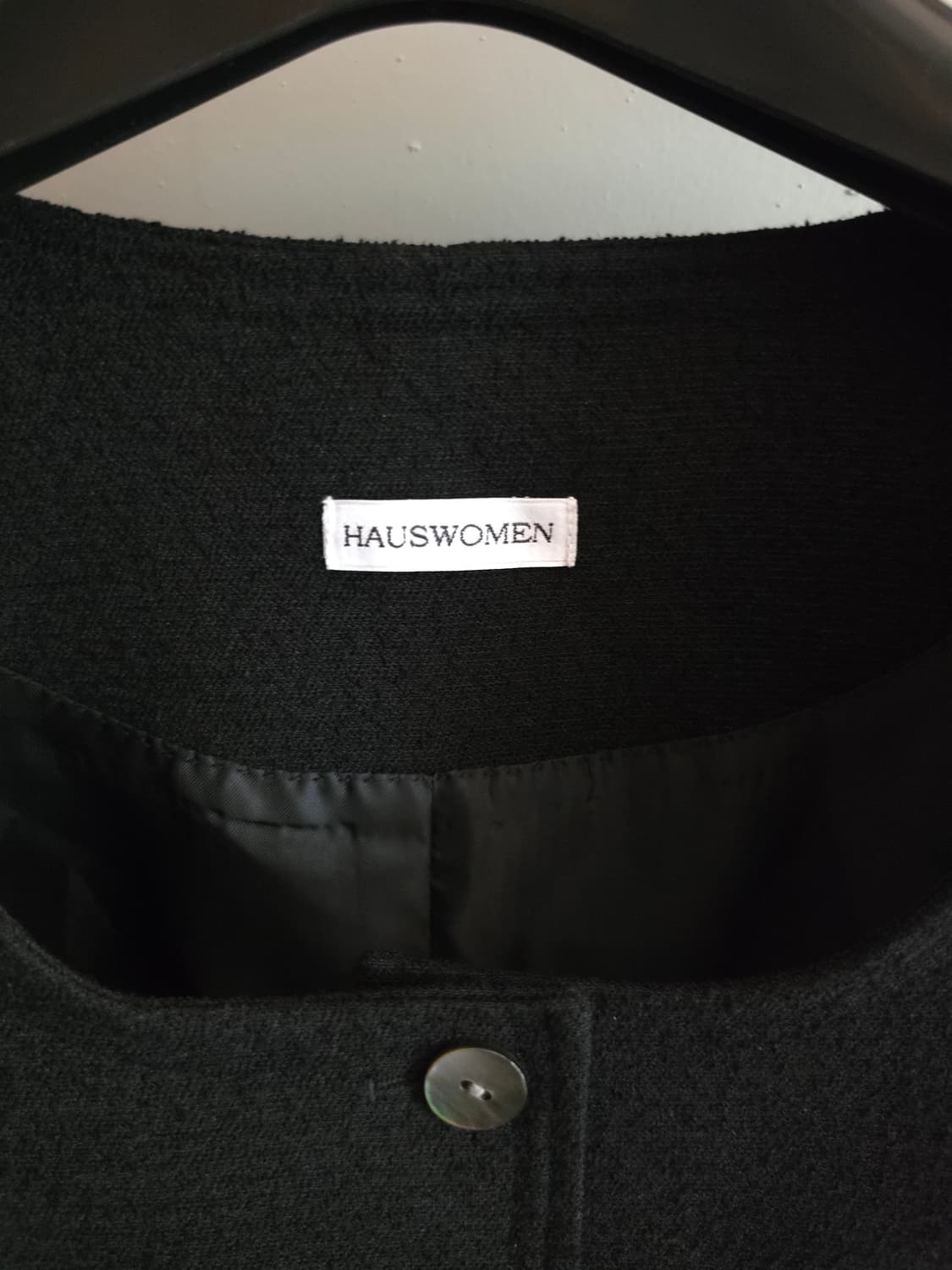 HAUSWOMEN 하우스우먼 블랙 반팔 자켓 상품이미지3