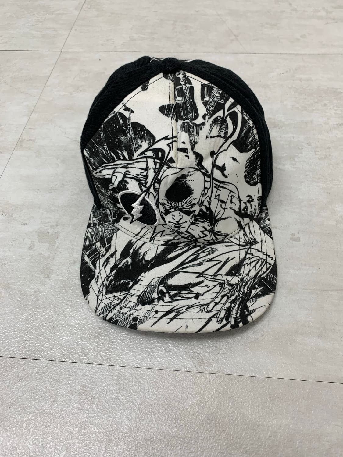 DC 코믹스 그래픽 스냅백 상품이미지1