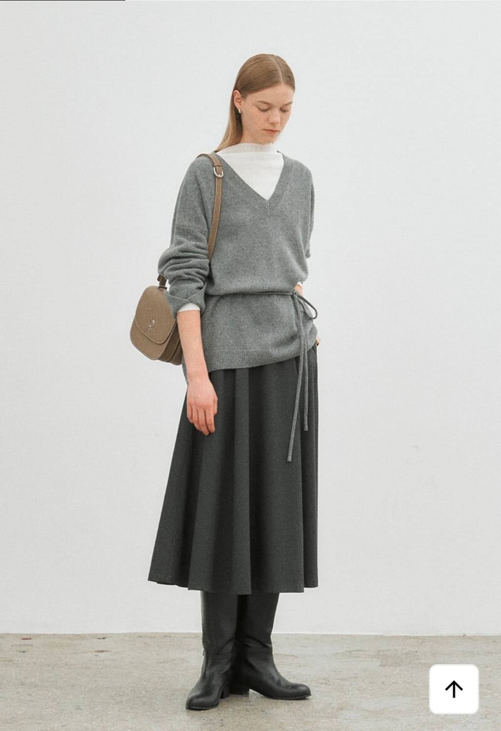 유매르 릴 메리노 브이 니트 그레이 새상품 상품이미지6