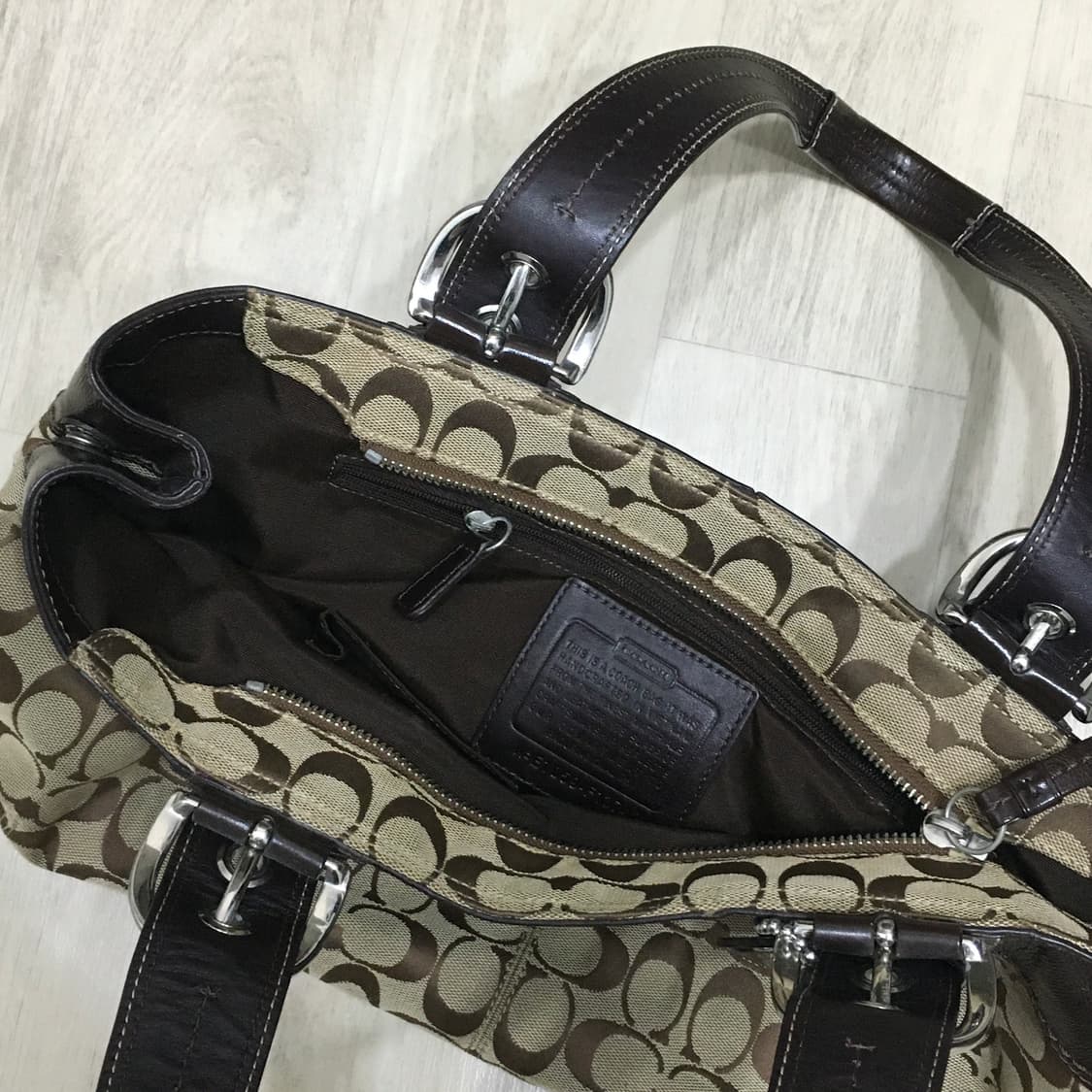 코치 빈티지 시그니처 숄더백 - 브라운 상품이미지9