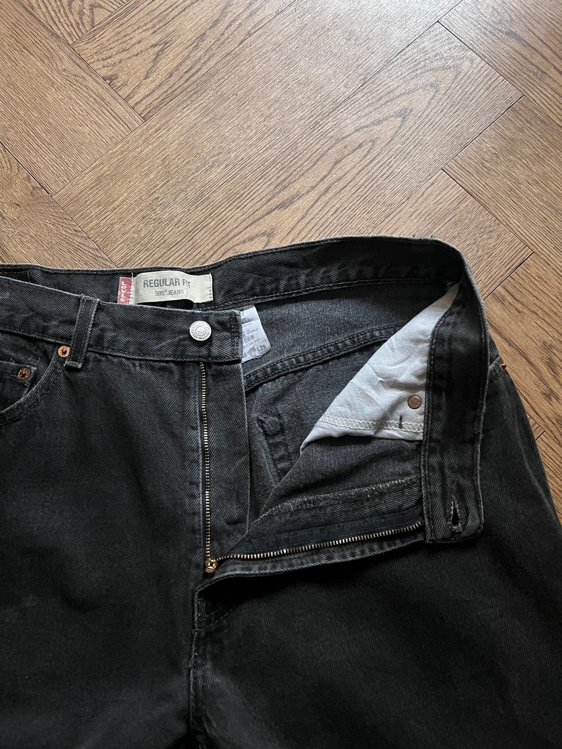 [36]00's 리바이스 USA 505 흑청 데님 팬츠 상품이미지4