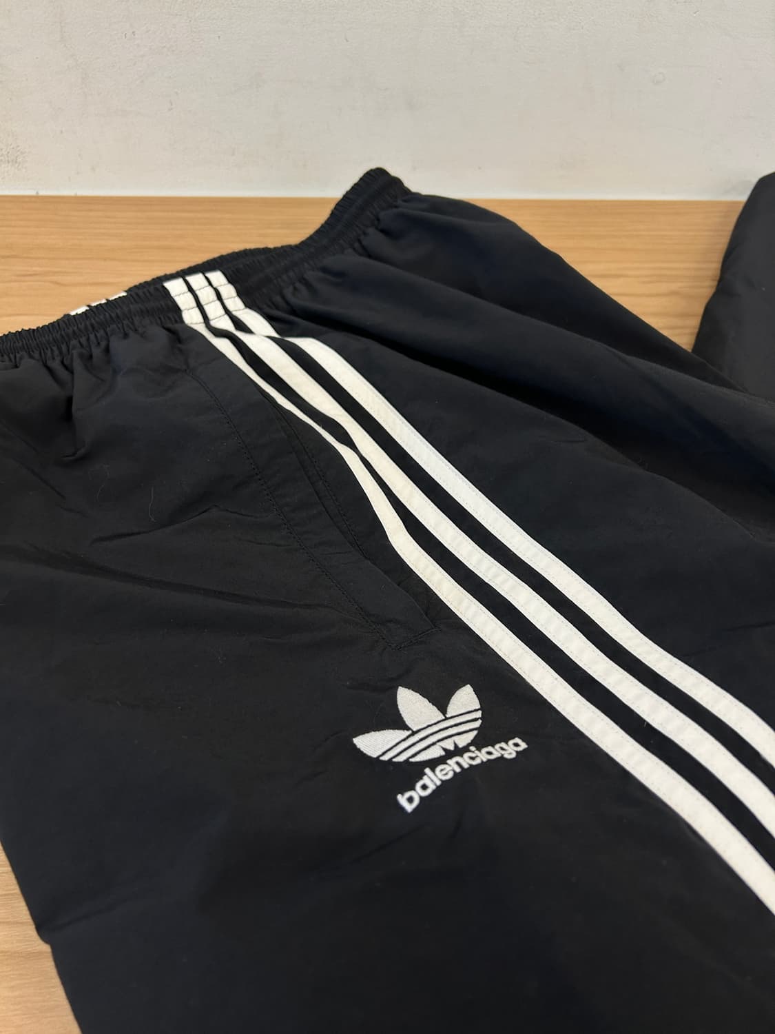 발렌시아가 아디다스 포플린 트랙 팬츠 상품이미지2