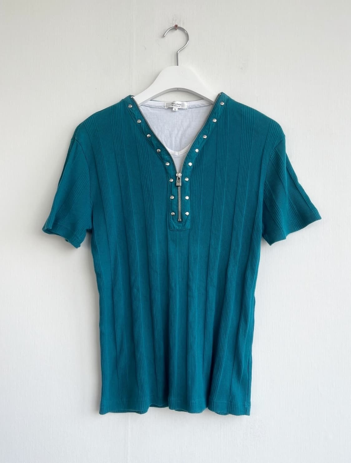 DENIMAX Y2K 스터드 집업 골지 티셔츠 상품이미지1