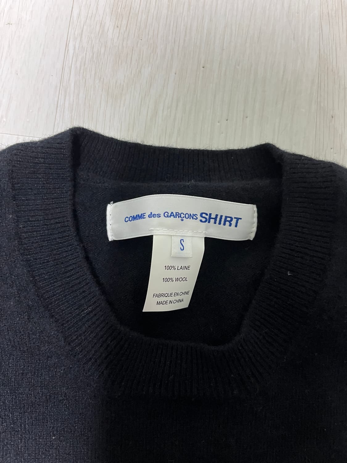 꼼데가스롱 소매 배색 니트 상품이미지2