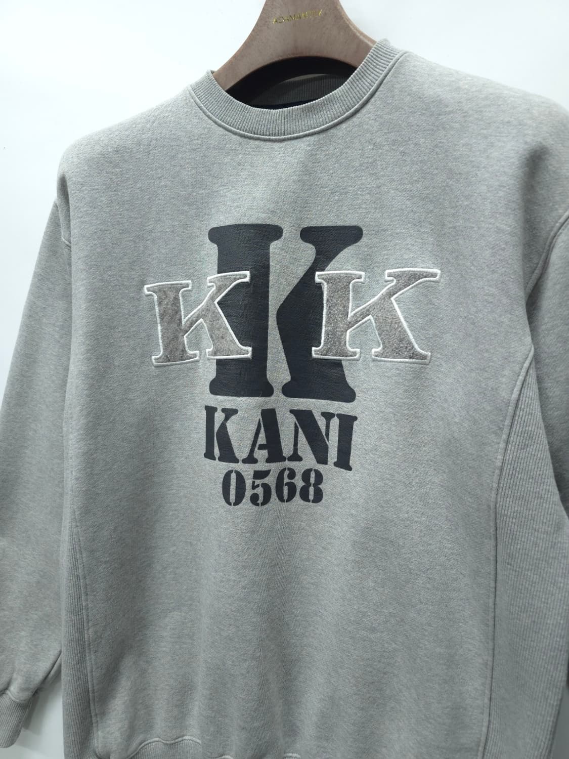 칼카니 남성 패치로고 기모맨투맨 100 상품이미지2