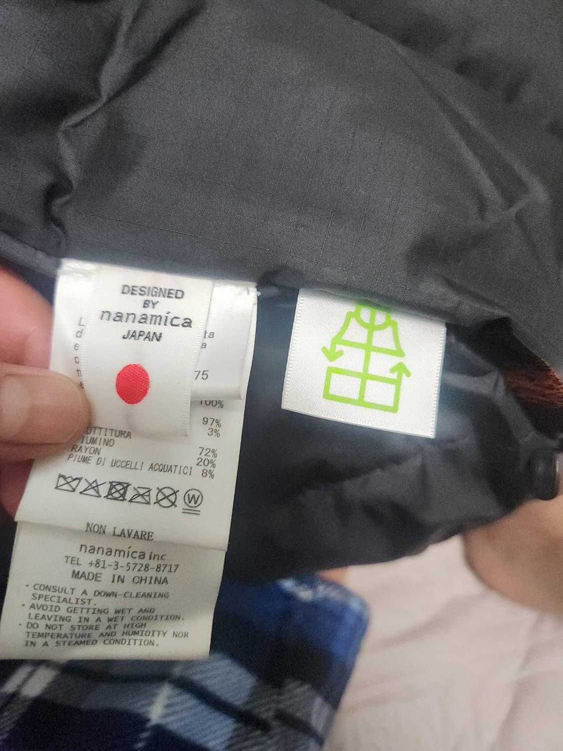 나나미카 25FW 블랙 고어텍스 후드 다운 자켓 상품이미지4