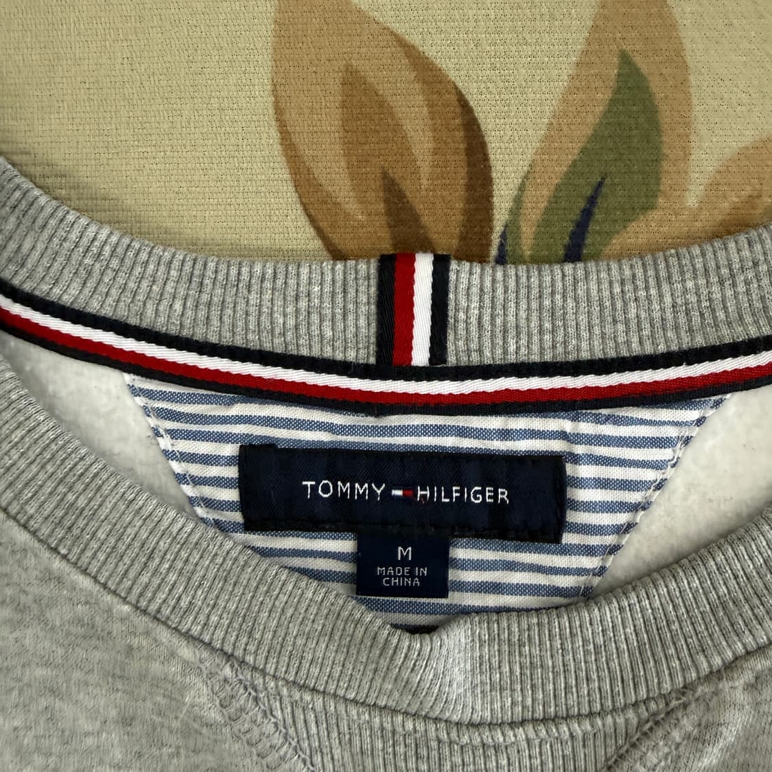 (M)타미힐피거 Tommy hilfiger 빅로고 맨투맨(그레이) 상품이미지2