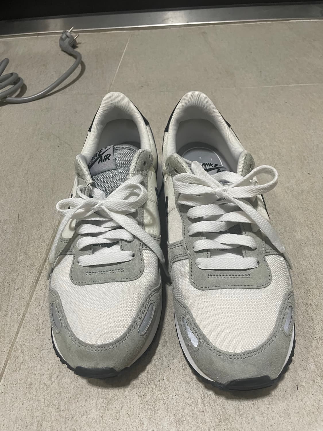 나이키 에어볼텍스 황금사이즈 260입니다 상품이미지2