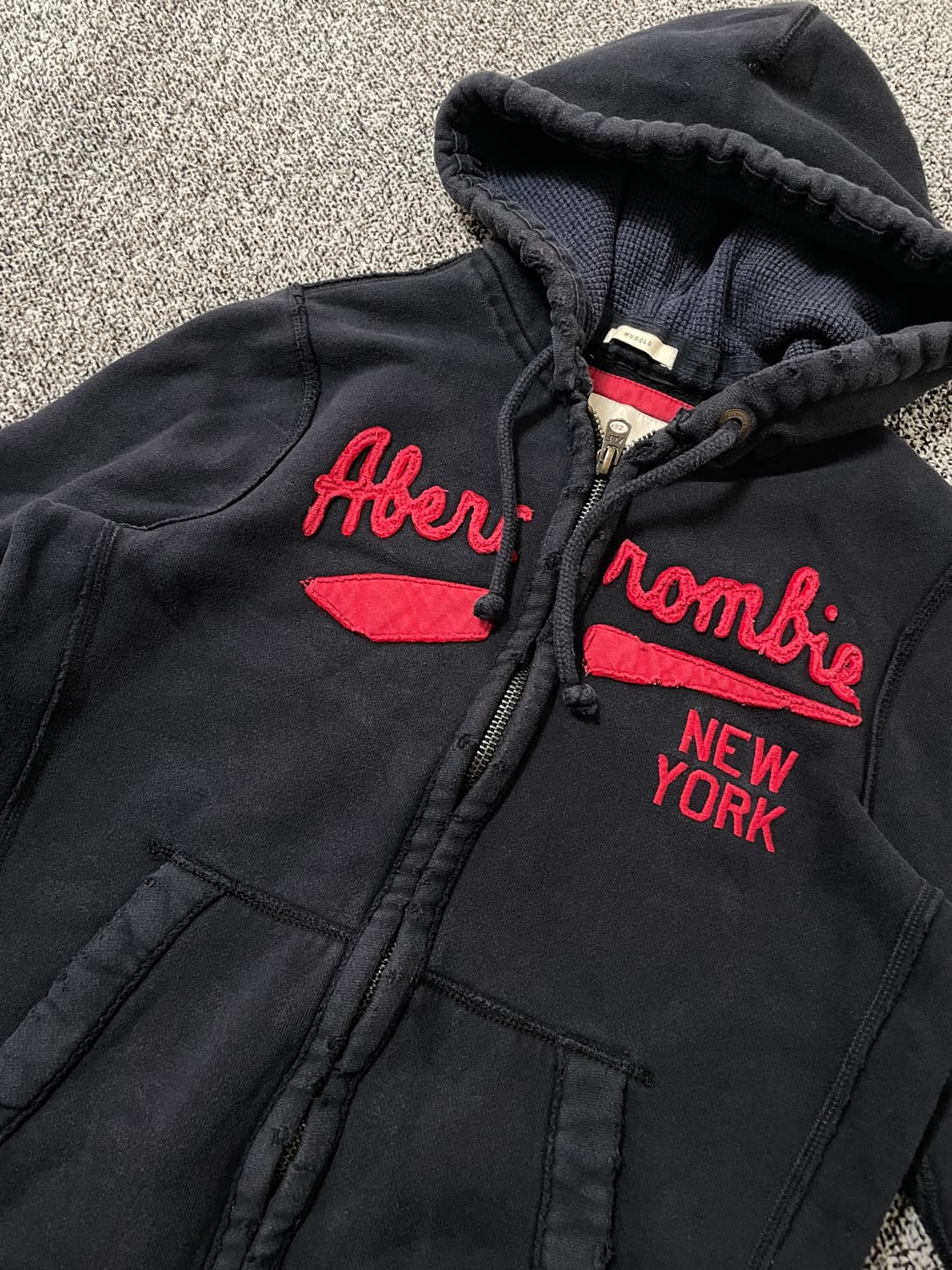 빈티지9. 아베크롬비 빈티지 뉴욕 로고 후드집업 후드 티셔츠 네이비 레드 상품이미지2