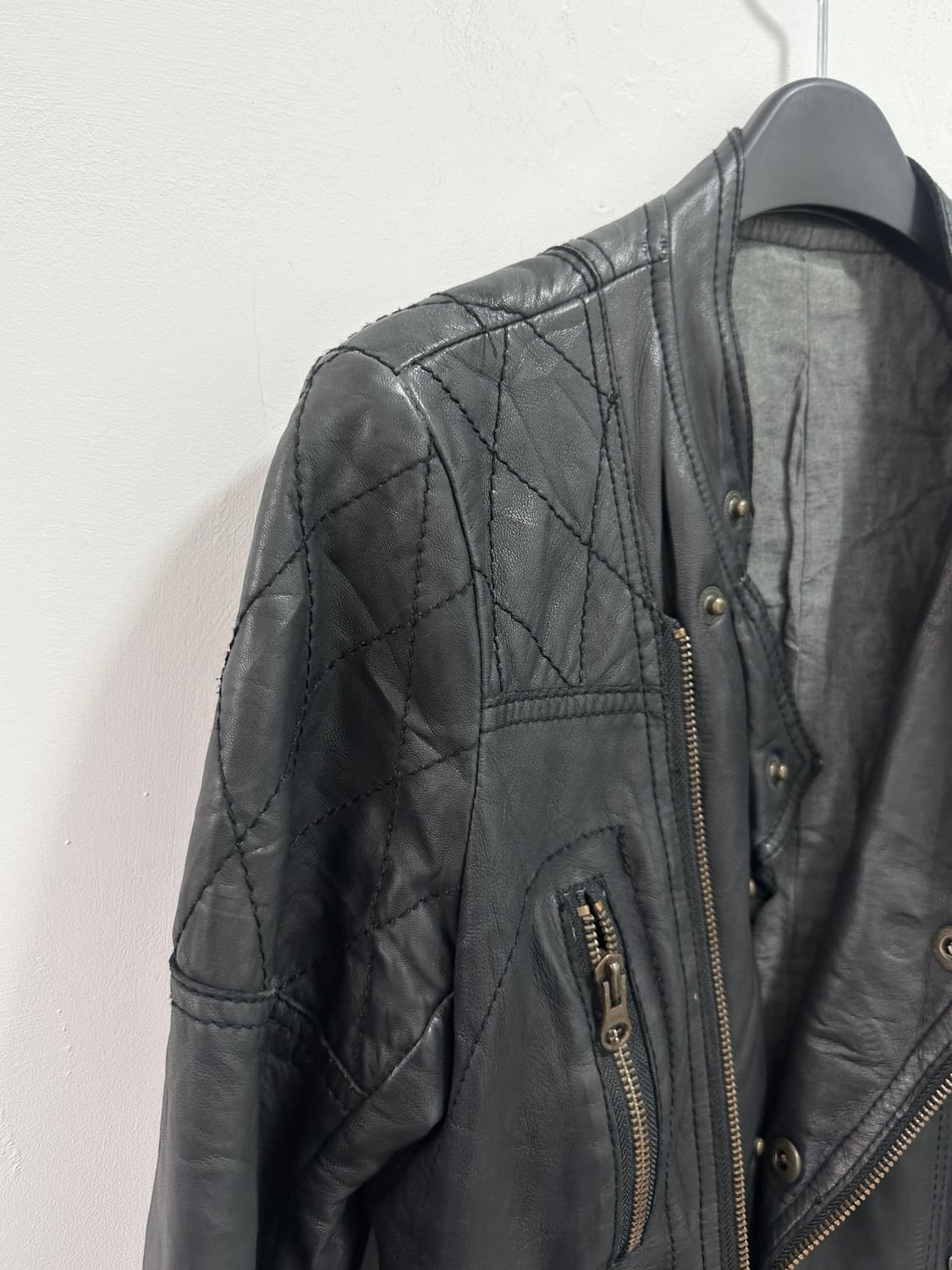 Lambskin zipper detail jacket 상품이미지8