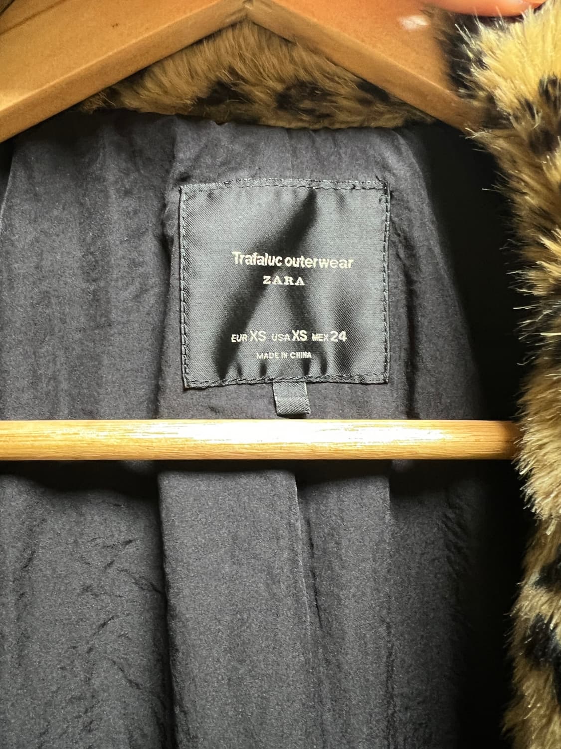 Zara leopard fur 자라 레오파드 퍼 자켓 상품이미지5