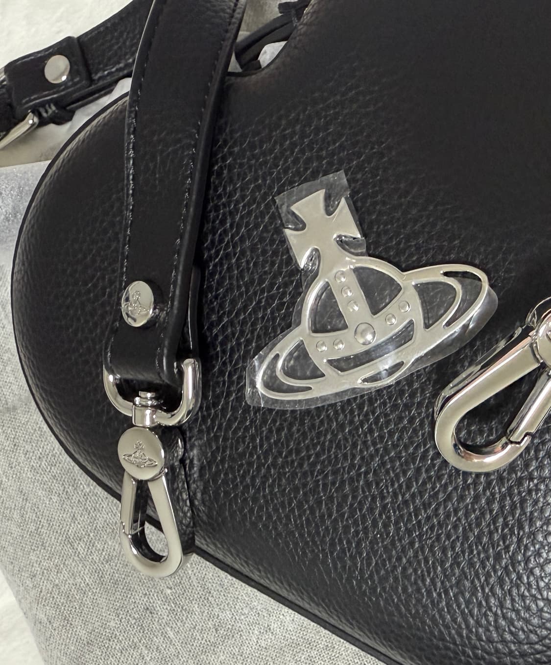 비비안웨스트우드 미니 하트 가죽 백팩 판매 상품이미지2