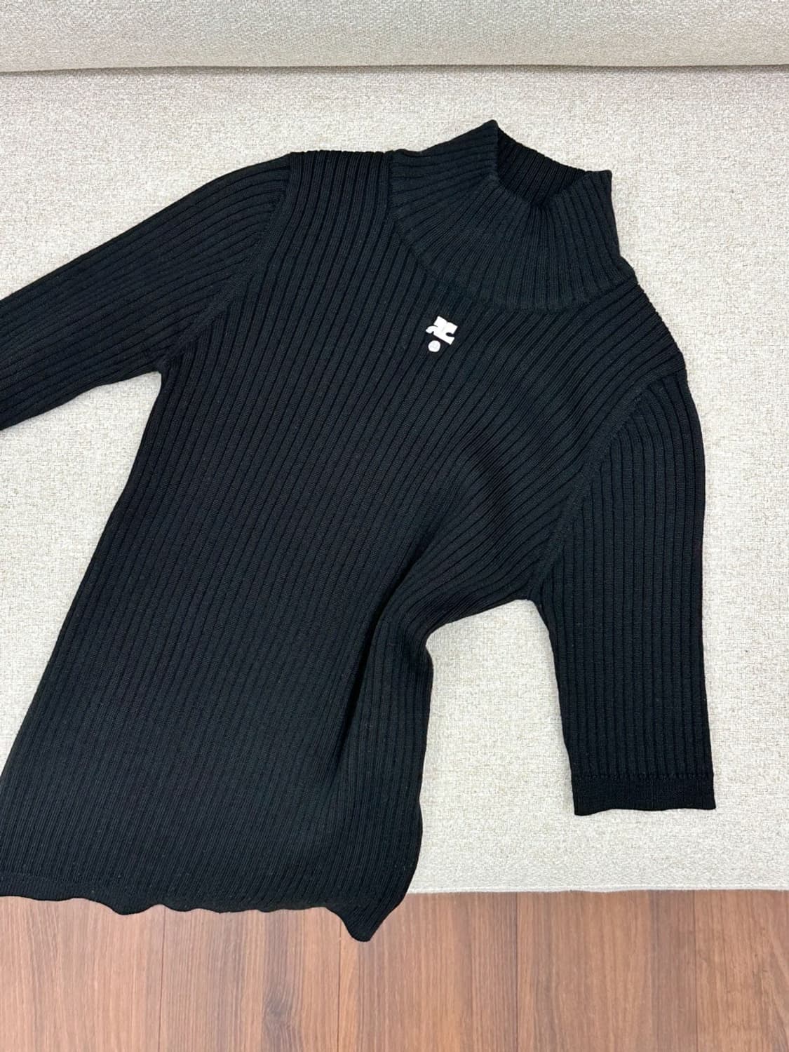 courreges / 꾸레쥬 블랙 하프넥 골지 니트  상품이미지1