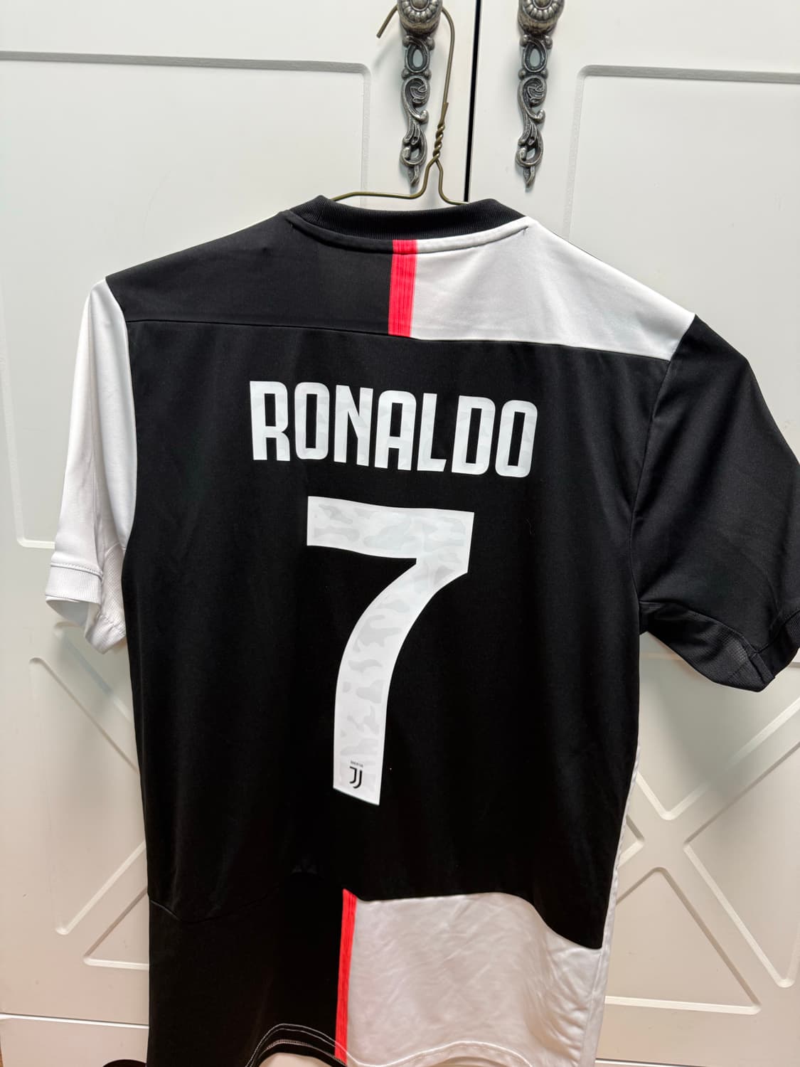 19-20 유벤투스 호날두 유니폼 상품이미지2