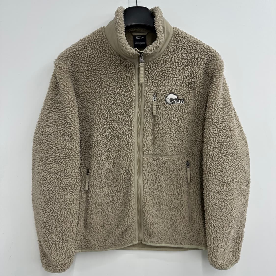 95 네파 여자 양털 뽀글이 점퍼 상품이미지1