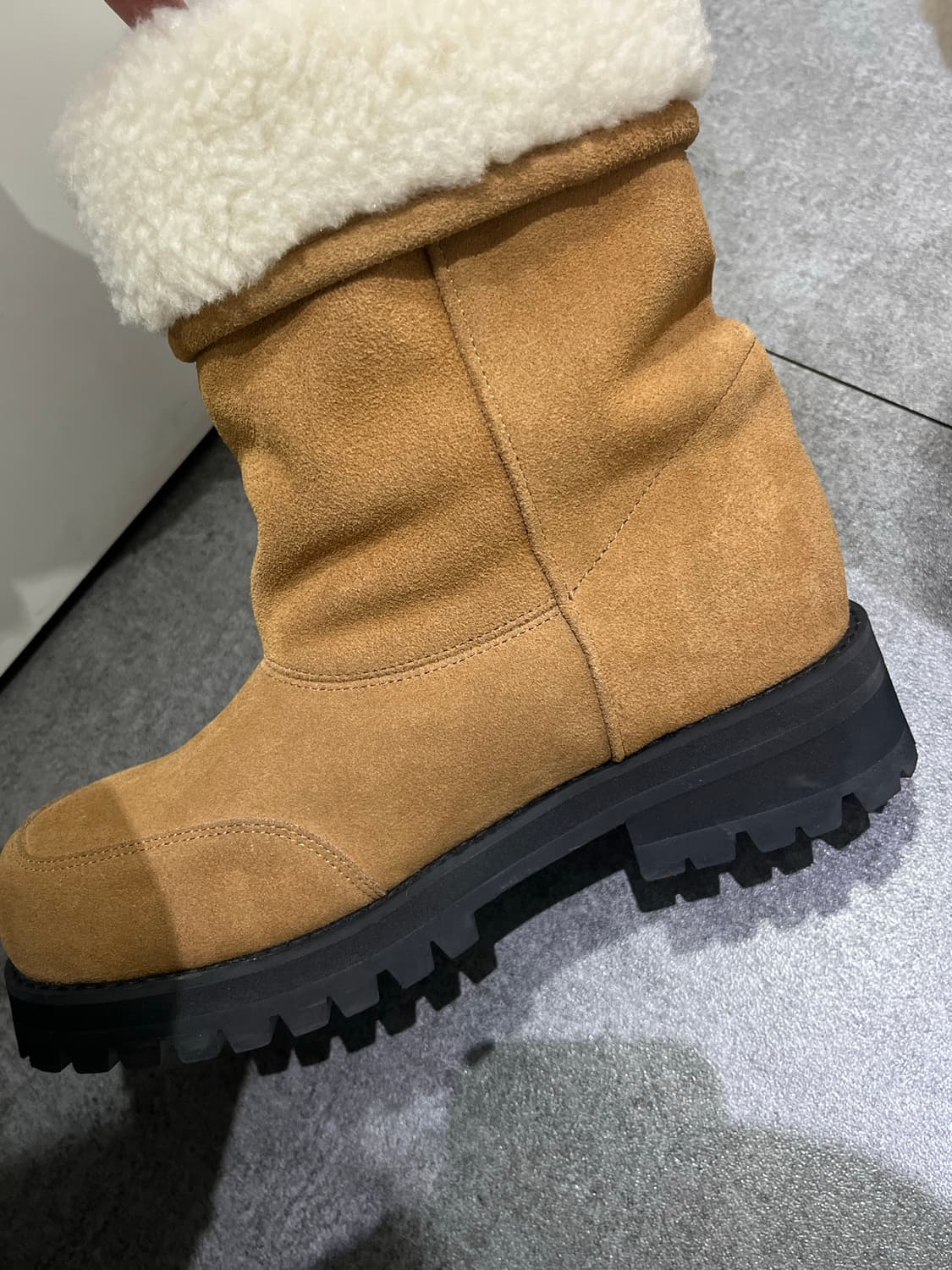 수제화 위아 어그부츠 양모 스웨이드 부츠 마크들리 딥뮤즈 더무이 오소이 상품이미지7