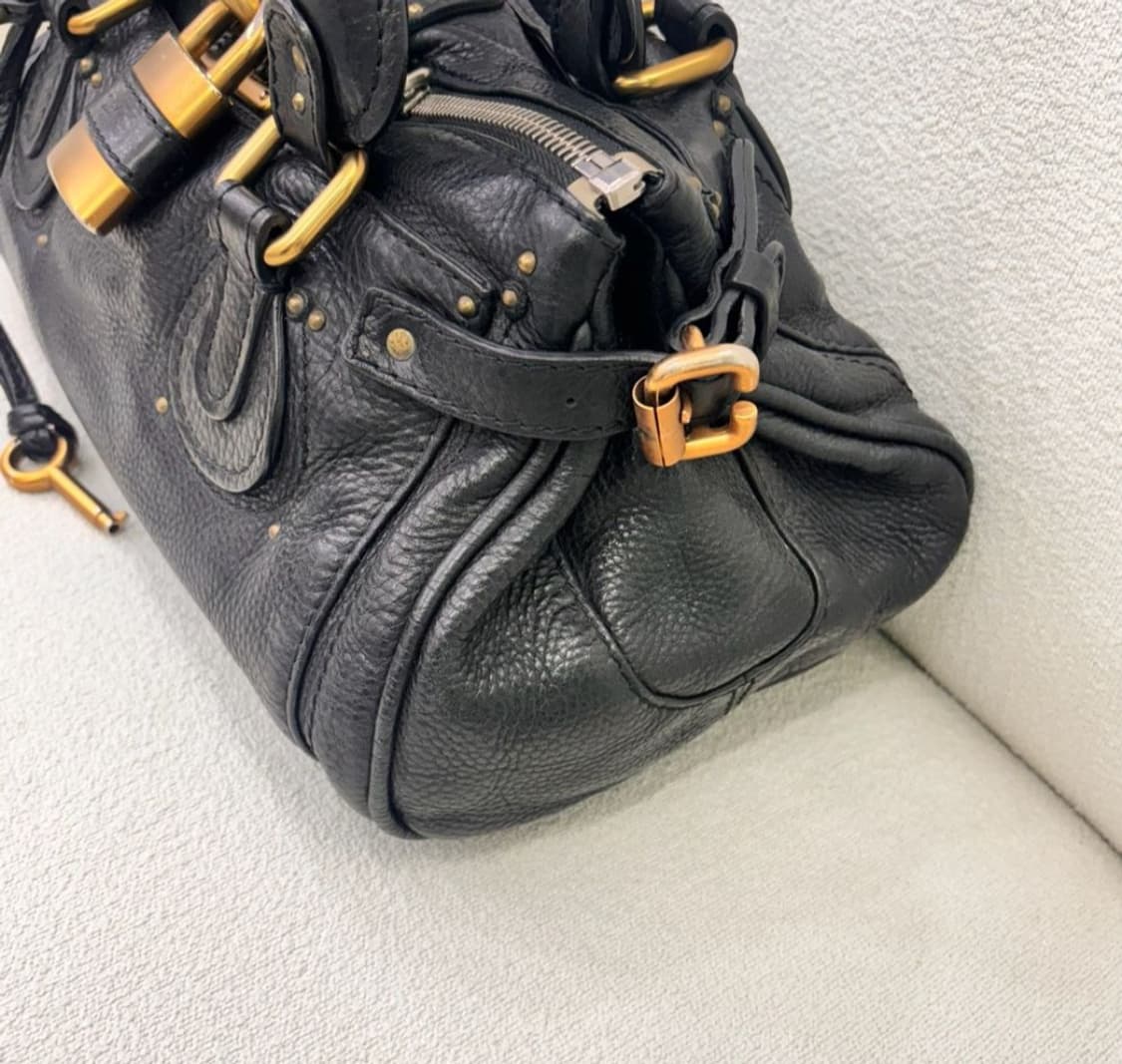 끌로에 패딩턴백 블랙 금장
미듐 상품이미지3