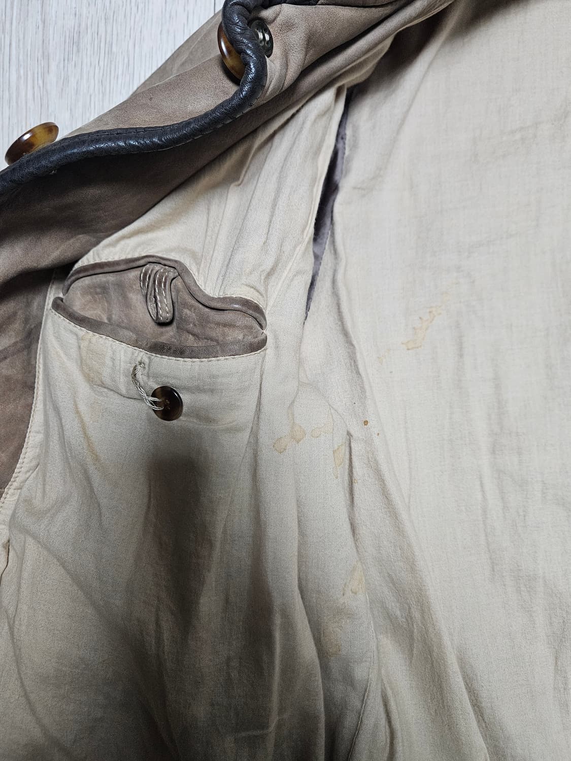 90s 엠포리오 아르마니 레더 자켓 상품이미지4