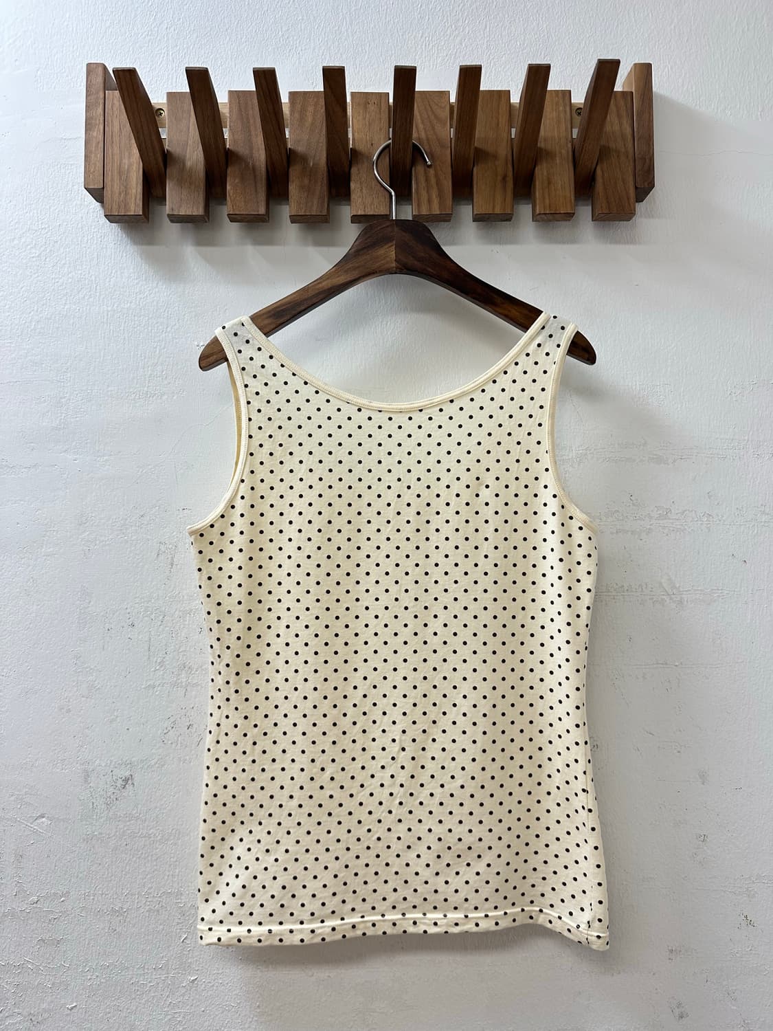 일본빈티지 코튼 레몬버터 블랙 도트 슬리브리스 탑 티셔츠 상품이미지3