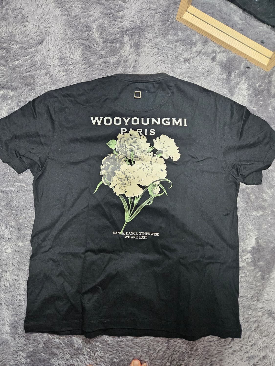 우영미 플라워 반팔 팔아요 상품이미지1