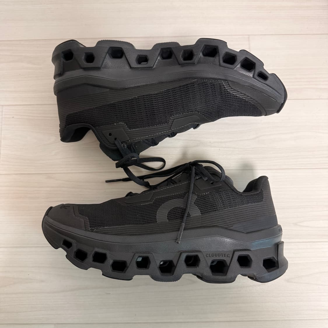 [W250] 온러닝 클라우드몬스터 보이드 상품이미지3