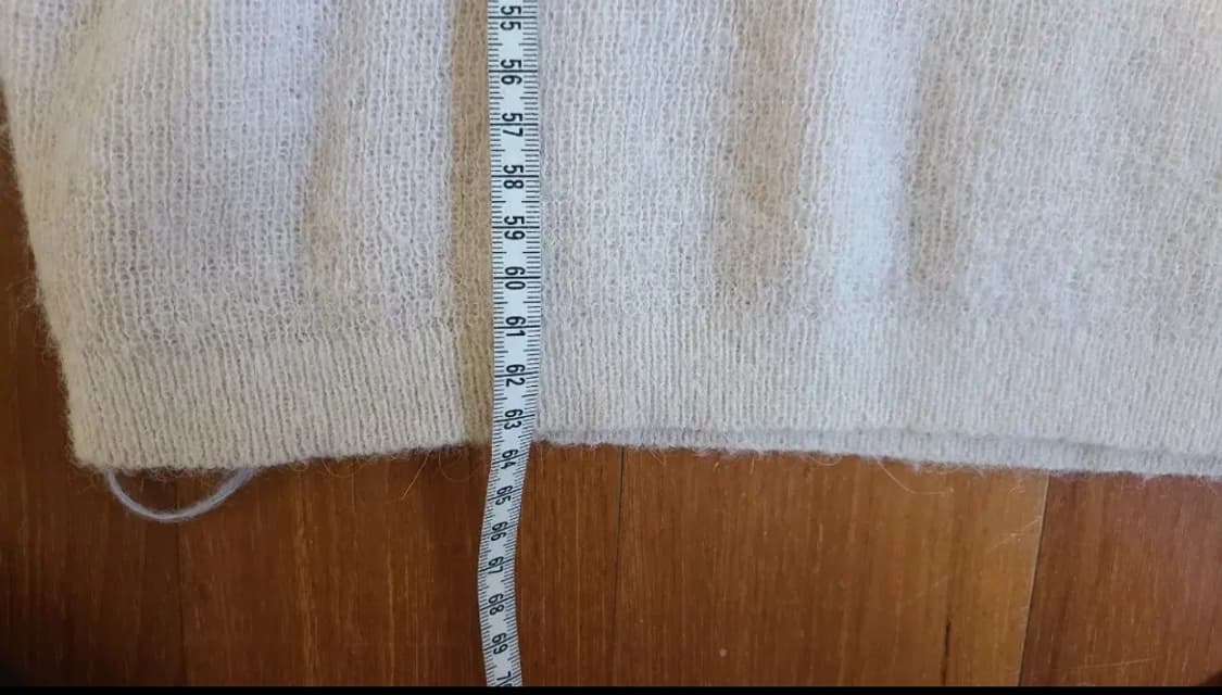 Zara 울 소재의 크림색 니트 상품이미지7