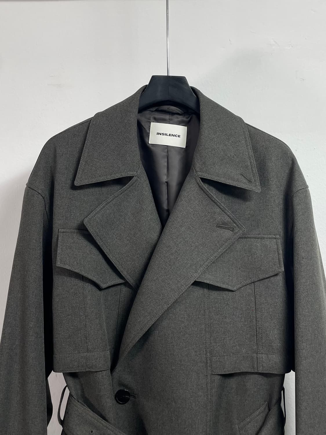 인사일런스 사사키 더블 포켓 롱 트렌치코트 (on.82) 상품이미지2