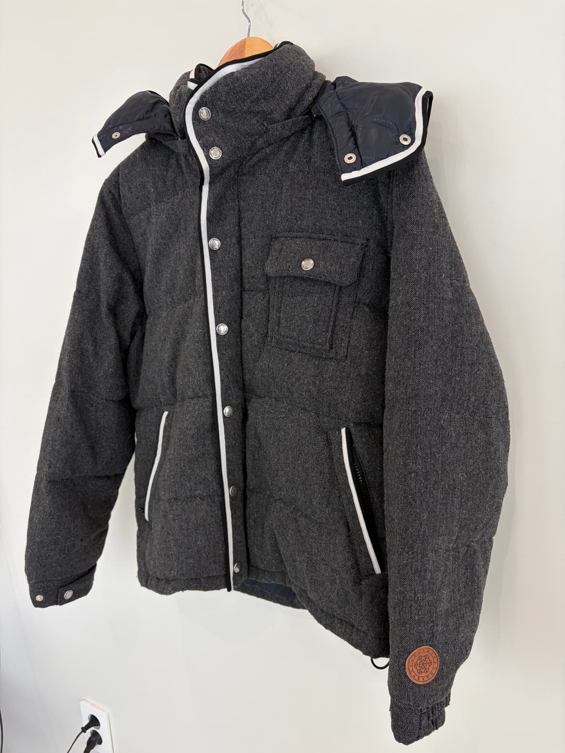 빔즈 하트 남성 패딩  상품이미지4