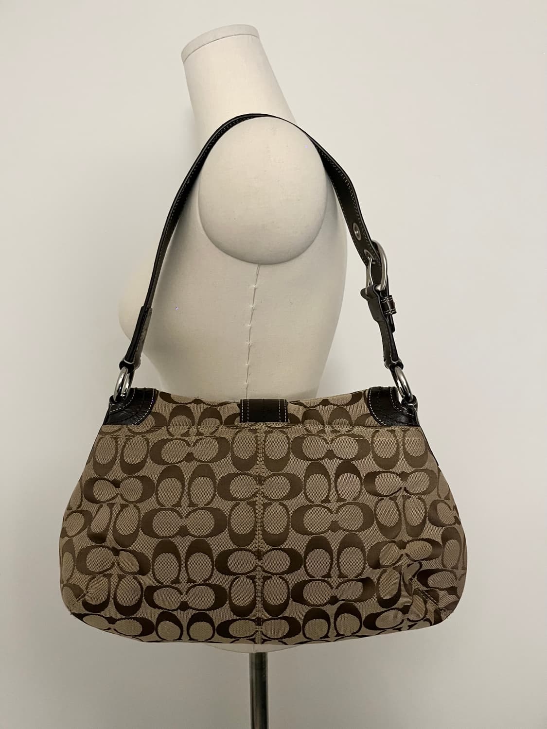 📦 Coach Basic Shoulder Bag 상품이미지2