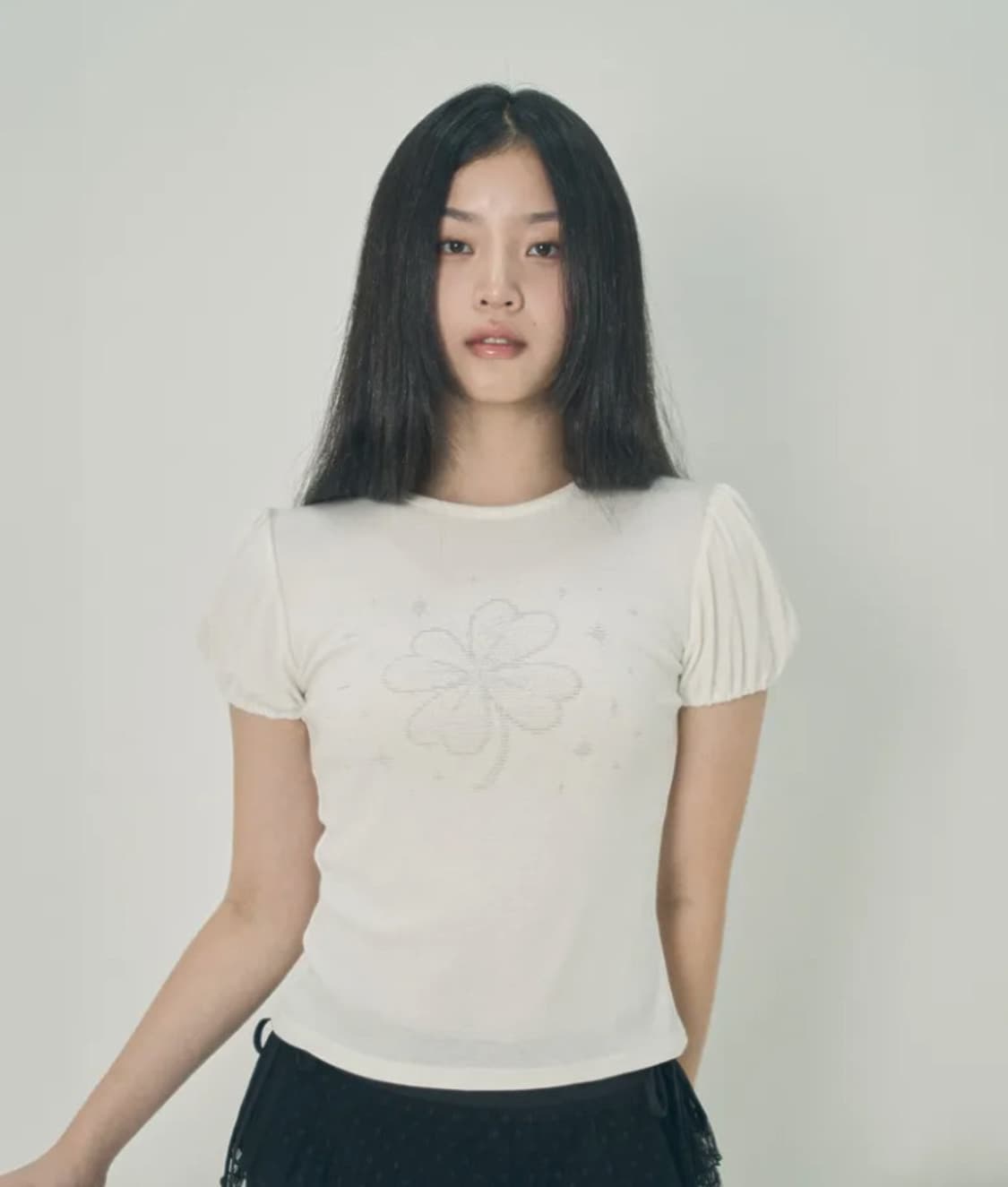 미헤브 클로버 퍼프 티셔츠 화이트 상품이미지2