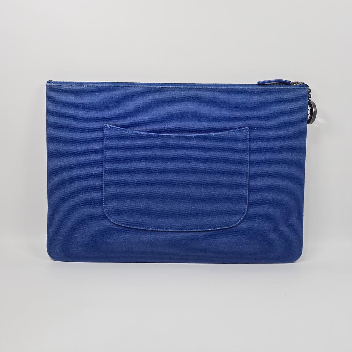 샤넬 뉴미듐 패브릭 참 클러치백 상품이미지3