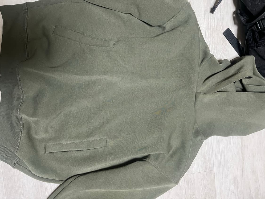 유니클로 C 스웻 후드티 올리브  상품이미지2