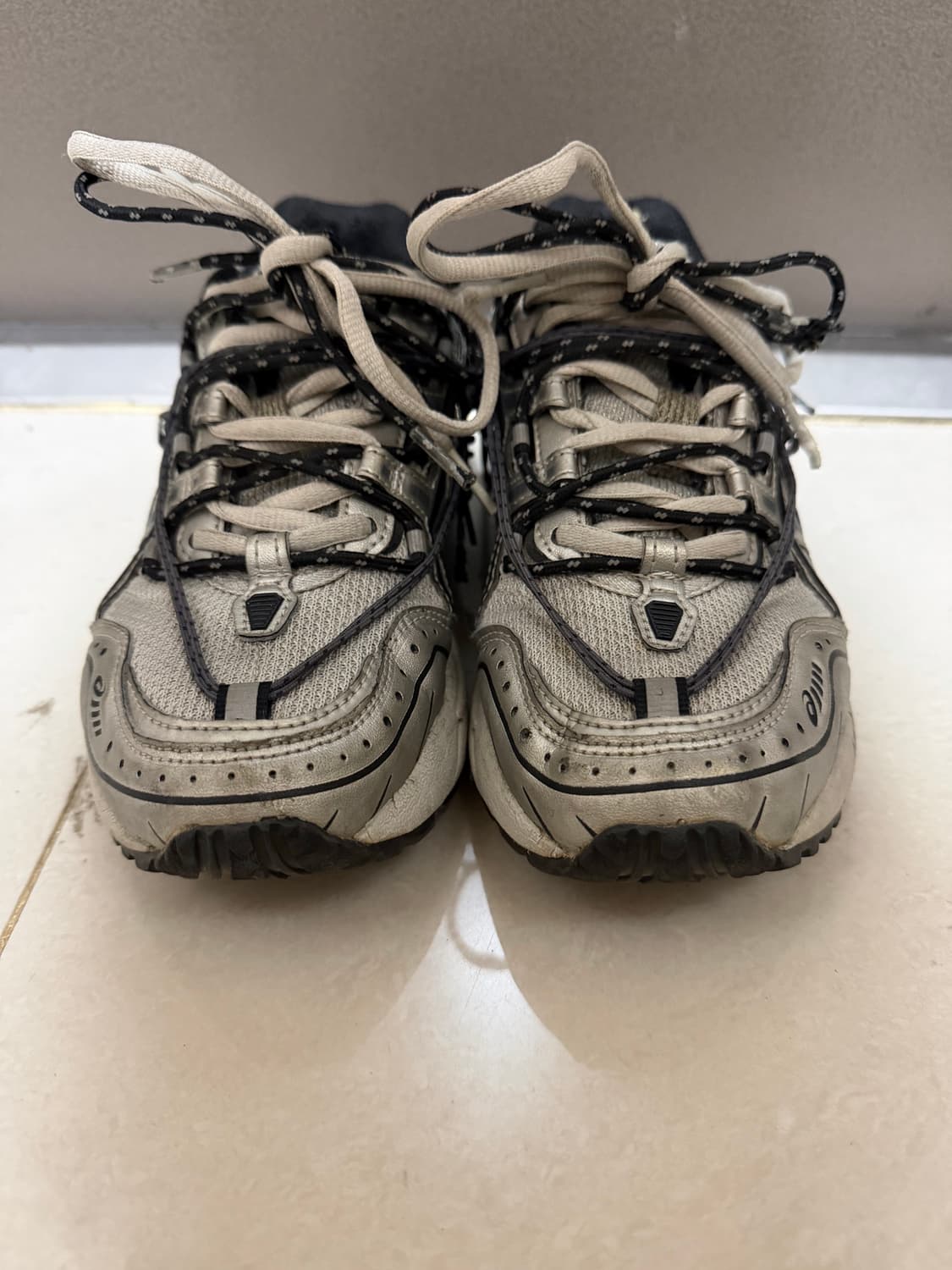 아식스 x 앤더슨벨 젤 1090 글레이셔 그레이 실버 상품이미지2