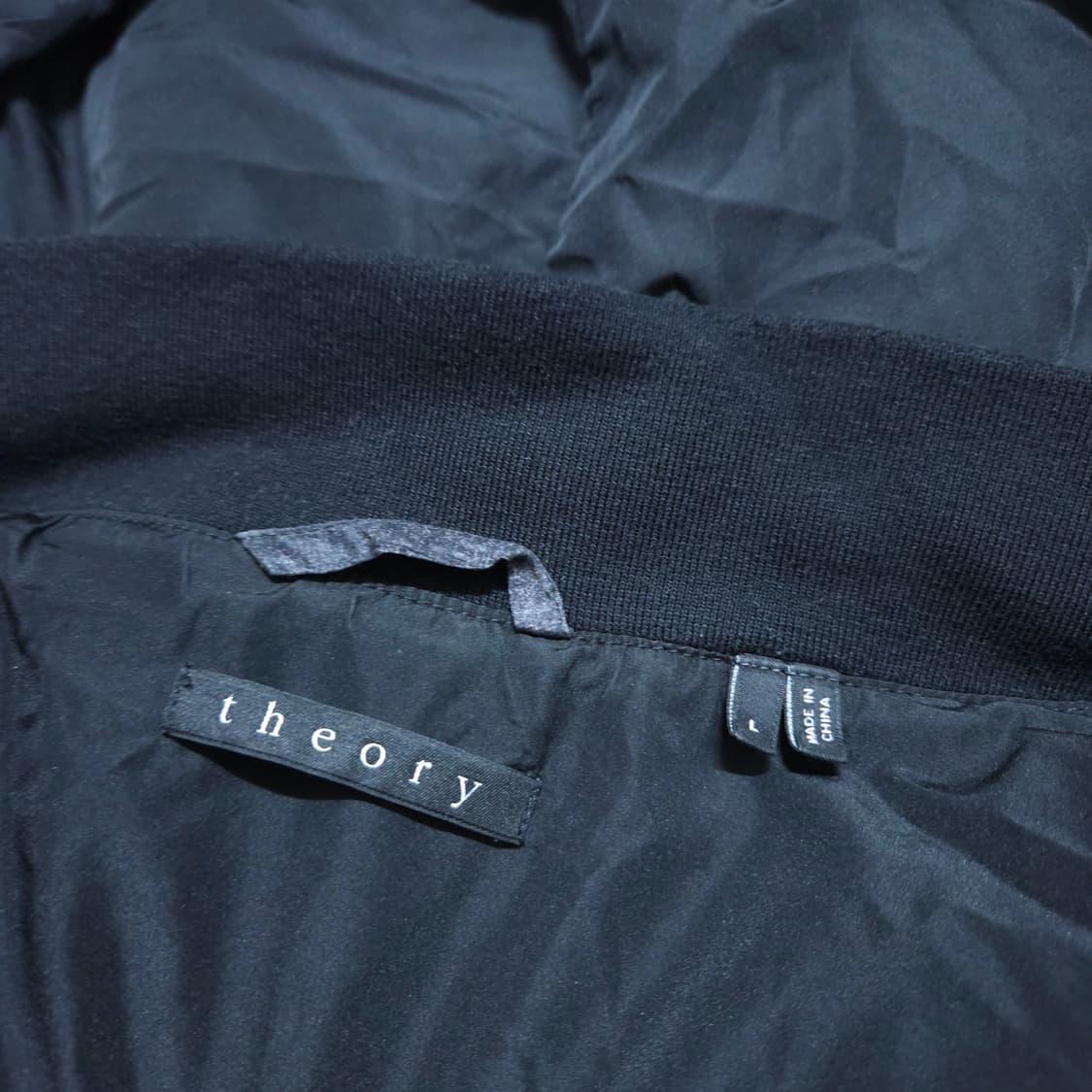 띠어리theory) L 남자 avec다운 패딩조끼 / 왕눈이샵 상품이미지7