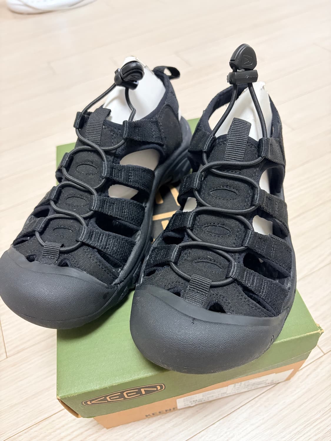 킨 뉴포트 H2 블랙 230 상품이미지1
